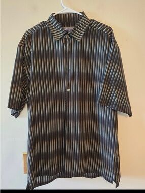 Bassiri Uomo Mens Button Up Shirt medium Abstract Stripes Pattern Short Sleeve